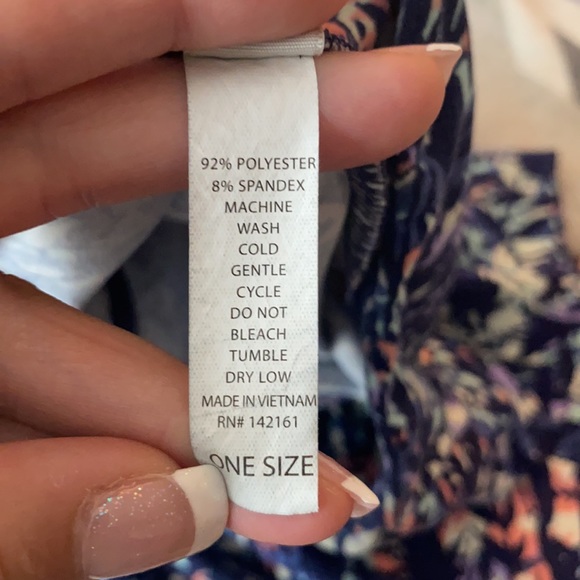 Lularoe leggings size OS (L-7) - Picture 4 of 4